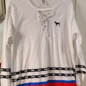 VS PINK PULLOVER TEE SHIRT